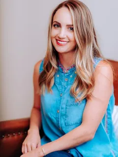 Amanda Davis